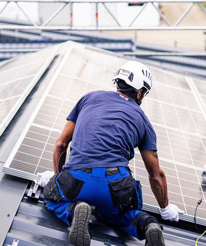 Thor_Photovoltaik_Monteur_Unterstützung